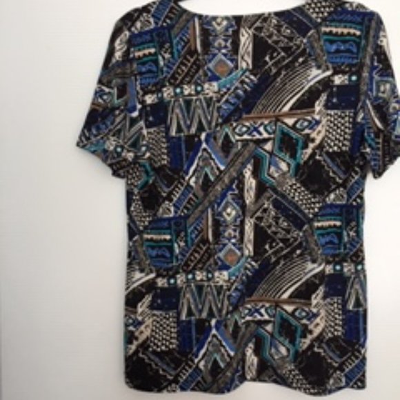 TRADITION BLOUSE. SIZE M/M.  COLOR: MULTI COLORS - Picture 2 of 3